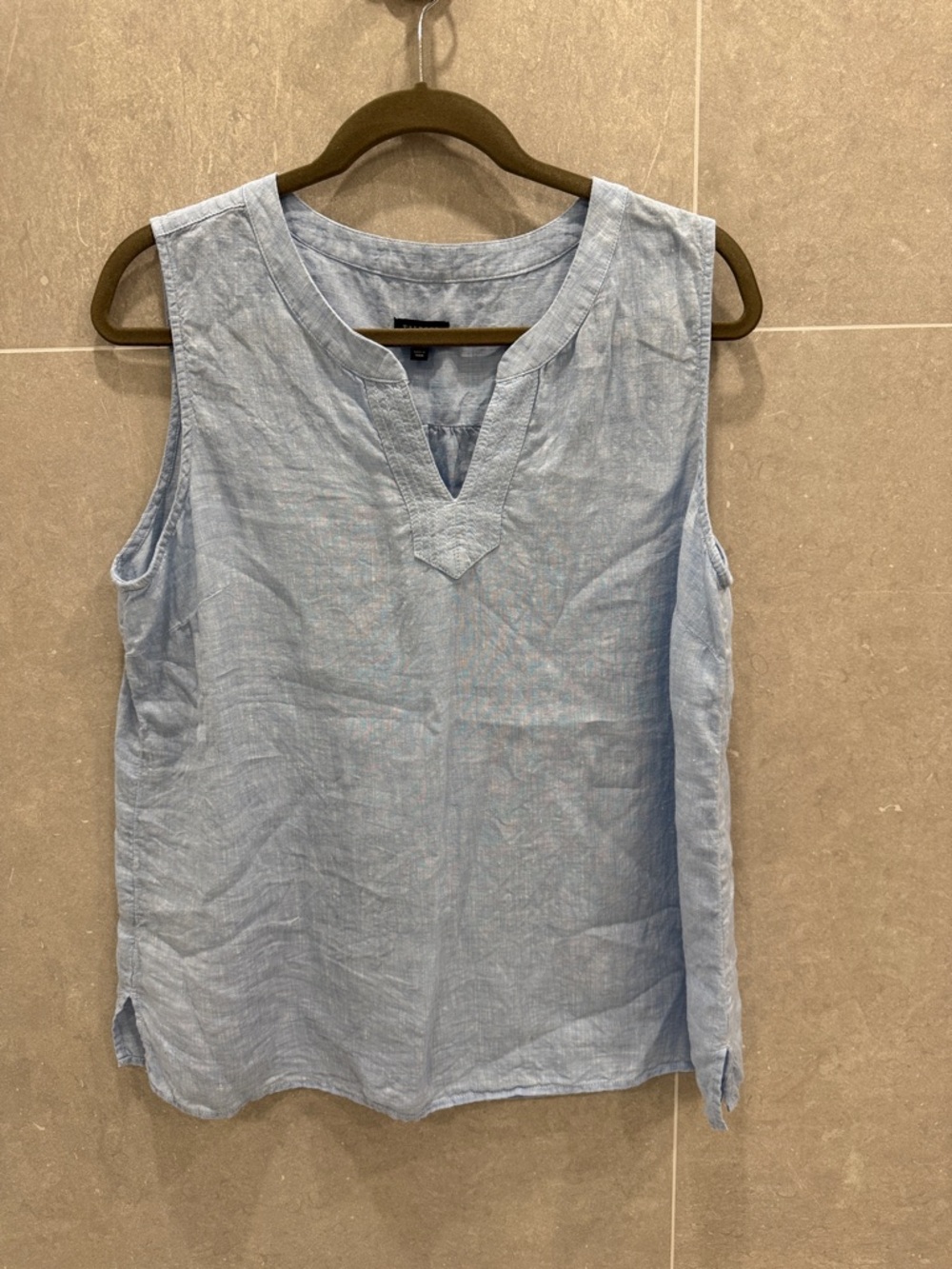 Talbots Light Blue Sleeveless Linen-Blend V-Notch Tank
